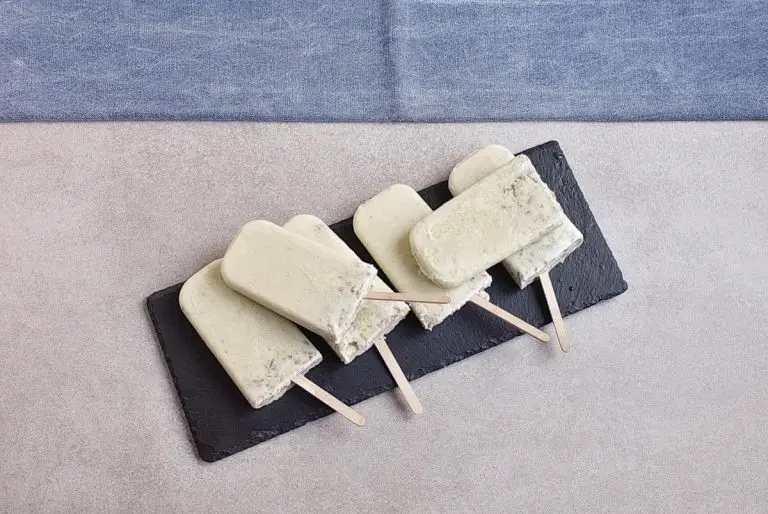 Step 4 - Spooky Halloween Popsicles