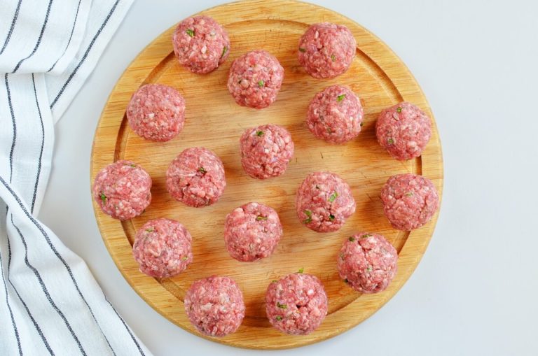 Step 4 - Zombie Eyes – Halloween Meatballs