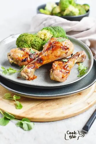Apricot-Glazed Drumsticks with Broccoli
