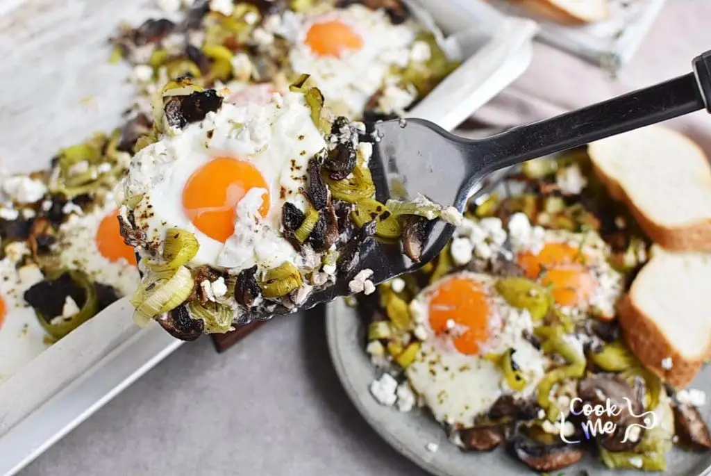 Baked Eggs with Leeks and Mushrooms