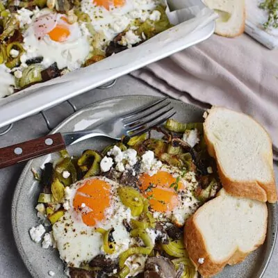 Baked Eggs with Leeks and Mushrooms Recipes– Homemade Baked Eggs with Leeks and Mushrooms –Easy Baked Eggs with Leeks and Mushrooms