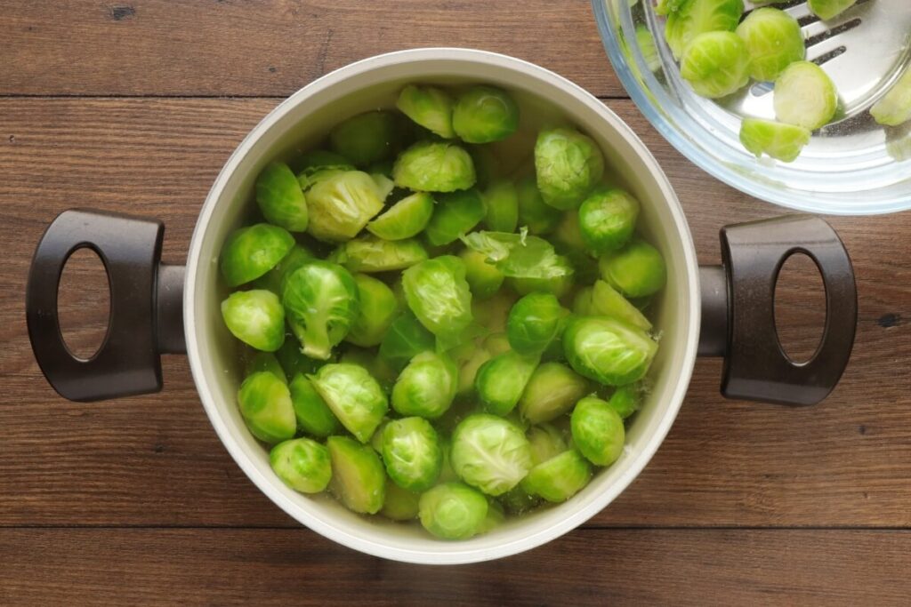 Brussels Sprouts with Chestnuts recipe - step 1