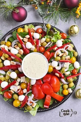 Christmas Salad Wreath