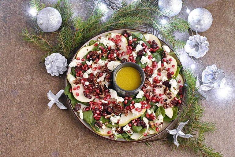 Christmas Wreath Pear Salad Recipe - Cook.me Recipes