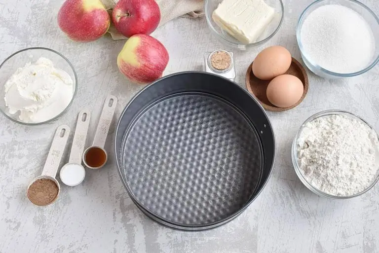 Step 1 - Cinnamon-Apple Cake AKA Hanukkah Cake