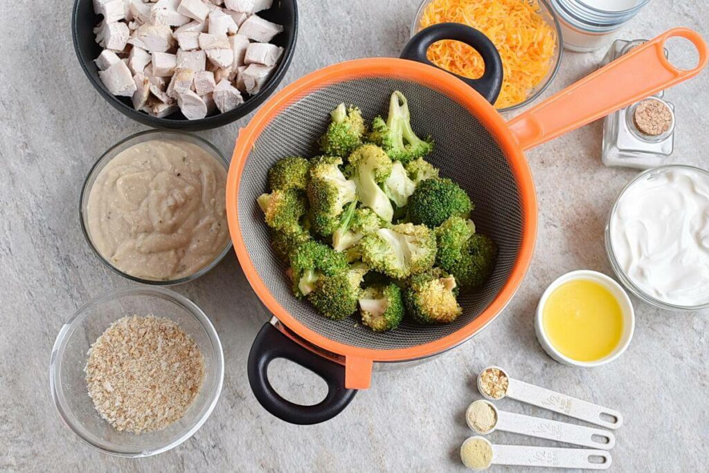 Easy Broccoli Chicken Divan recipe - step 2