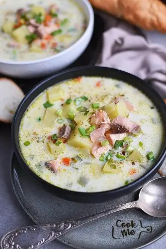 Easy Salmon Chowder