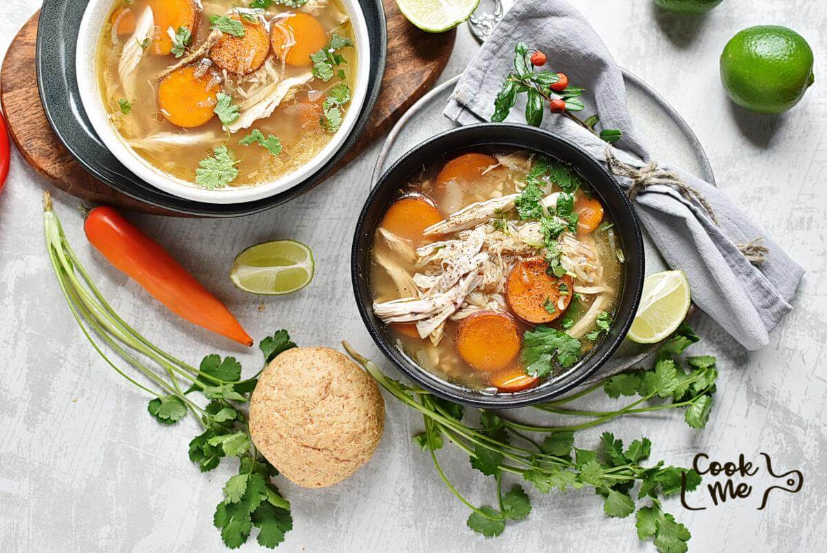 Healthy Aromatic Chicken and Rice Soup