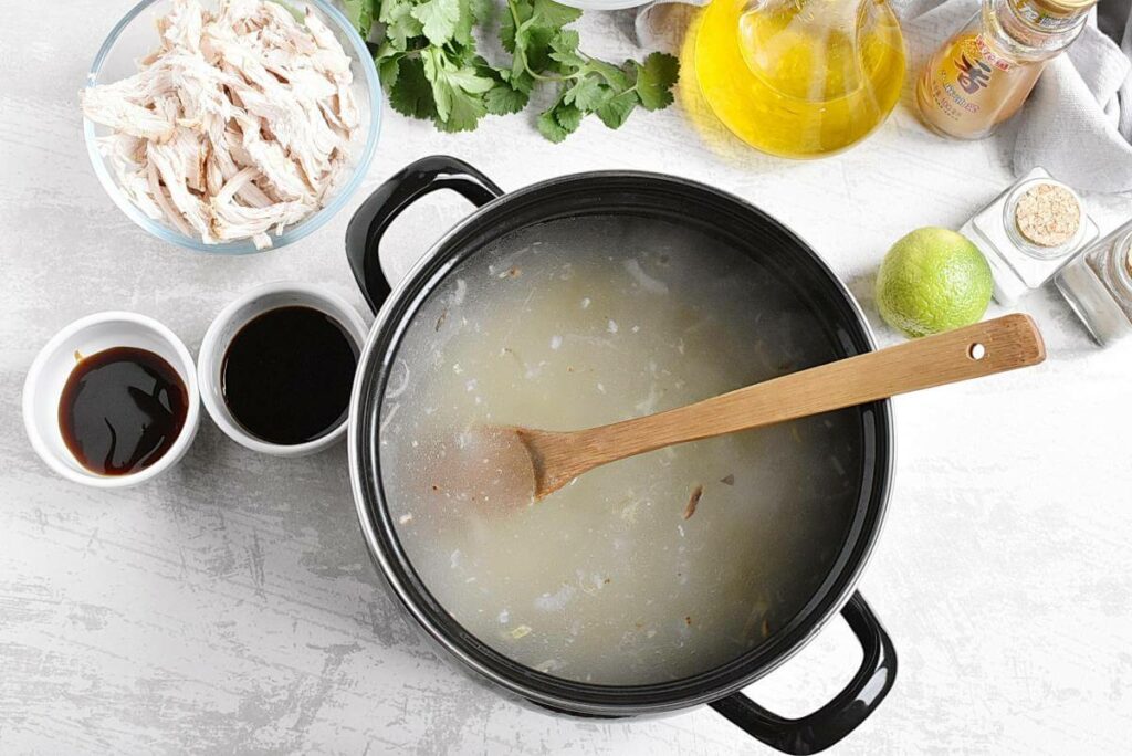 Healthy Aromatic Chicken and Rice Soup recipe - step 3