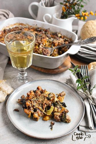 Sausage and Kale Thanksgiving Dressing