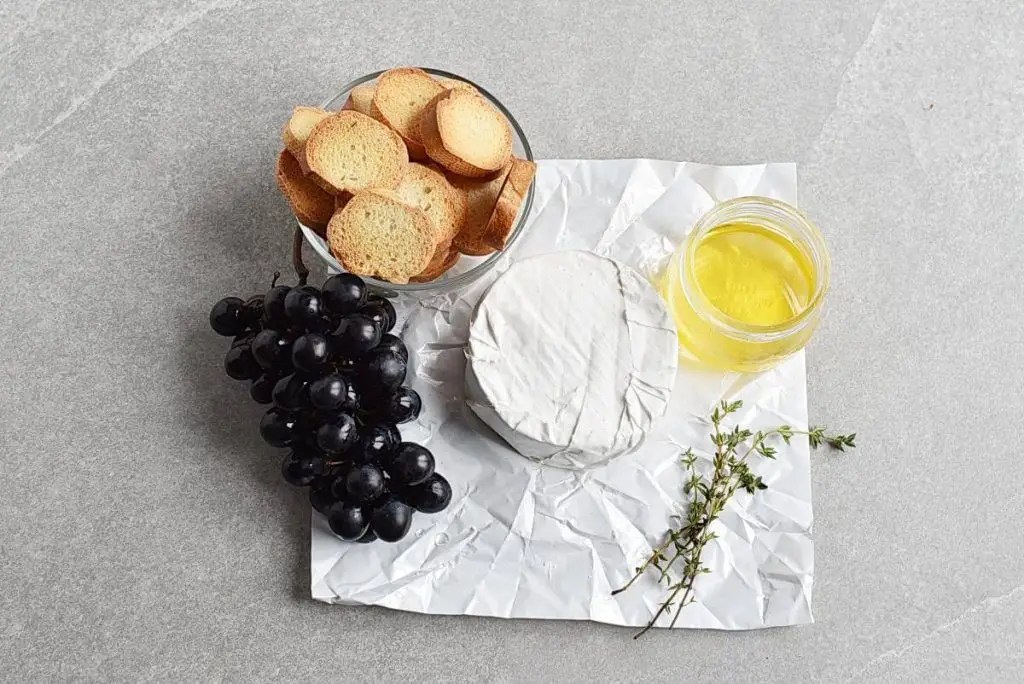 Ingredients for Baked Brie