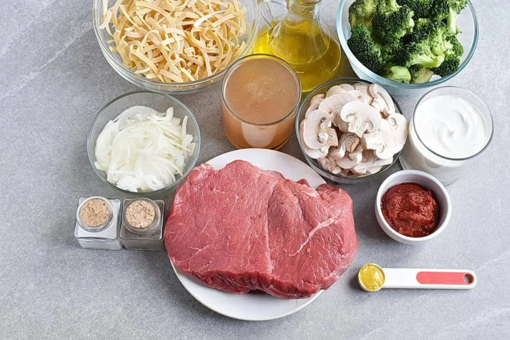 Ingredients for Beef Stroganoff with Broccoli