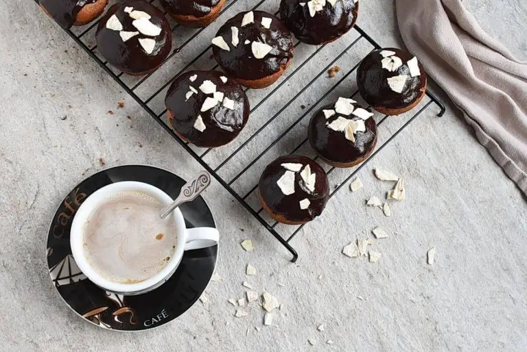 Step 10 - Chocolate-Glazed Gingerbread Cakes