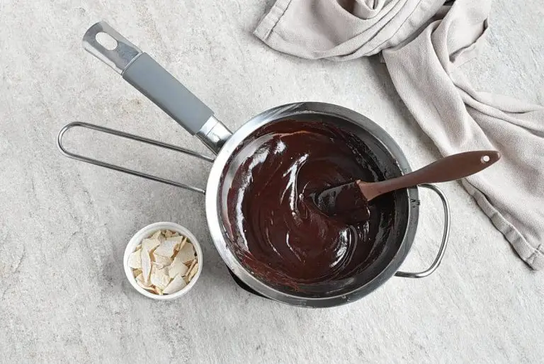 Step 8 - Chocolate-Glazed Gingerbread Cakes