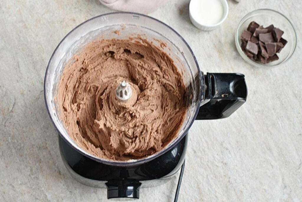 Chocolate Shortbread Stars recipe - step 2