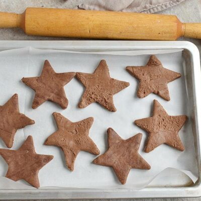 Chocolate Shortbread Stars recipe - step 8