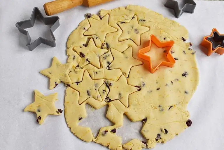 Step 6 - Christmas Shortbread Star Wreath