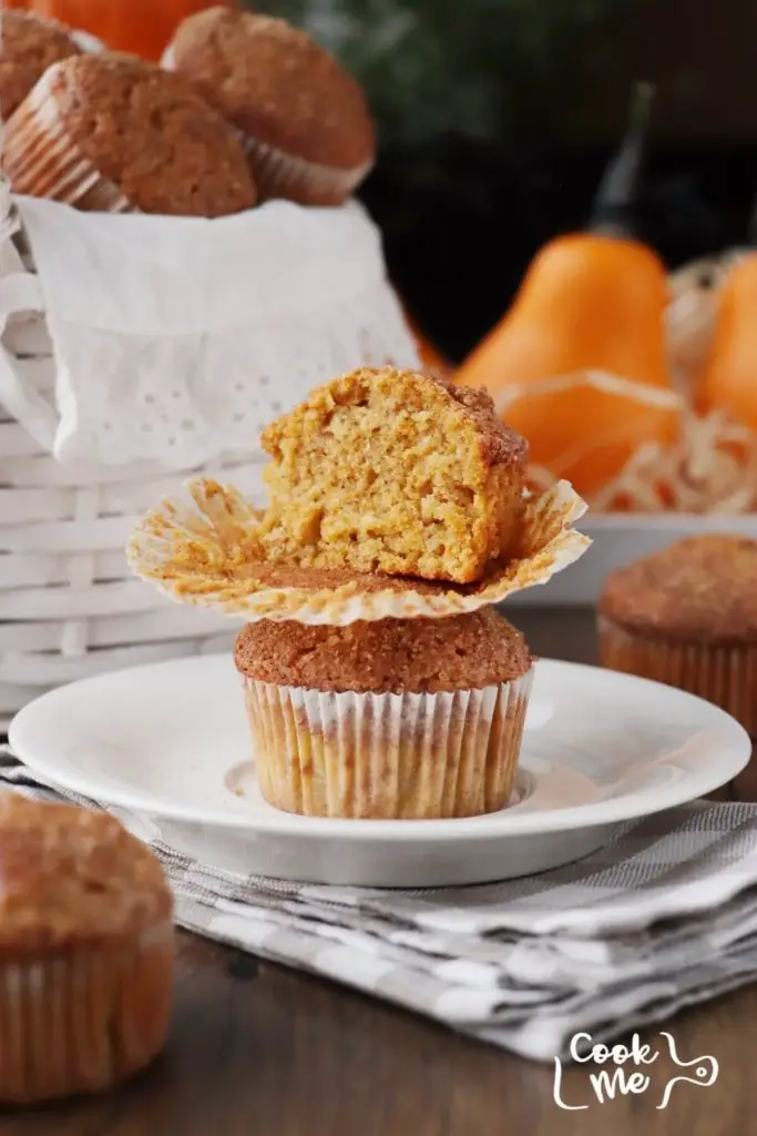 Cinnamon Brown Sugar Pumpkin Muffins