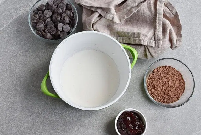 Step 1 - Dark Chocolate Raspberry Truffles
