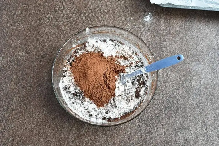 Step 5 - Gingerbread Brownies
