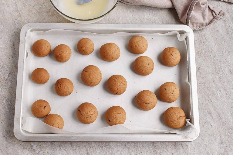 Step 7 - Easy Gingerbread Cookies