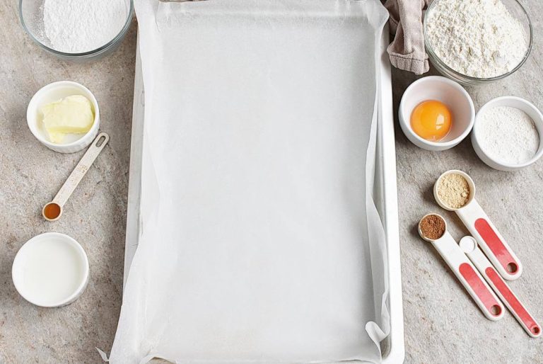 Step 1 - Easy Gingerbread Cookies