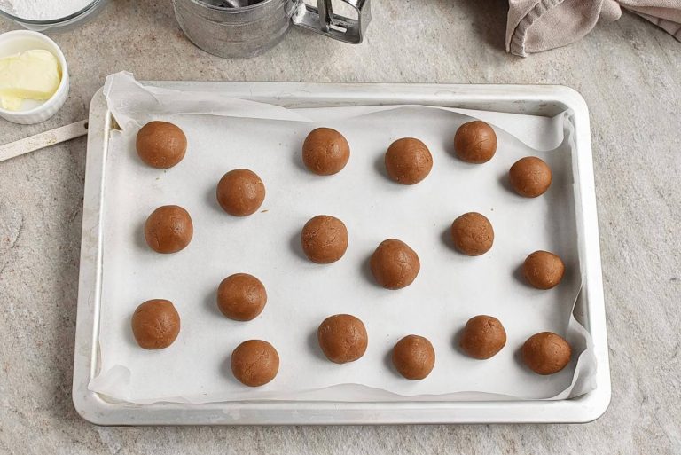 Step 6 - Easy Gingerbread Cookies