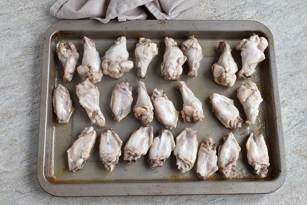 Carolina BBQ Chicken Wings recipe - step 4
