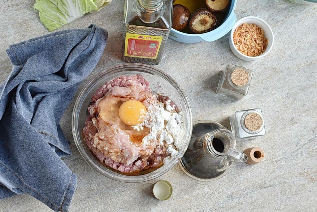 Lion’s Head Meatball Shiitake Soup recipe - step 2