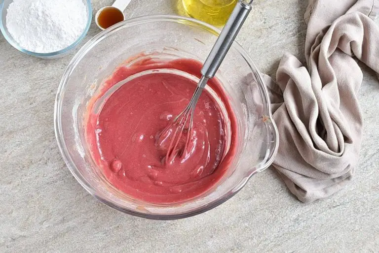 Step 4 - Red Velvet Heart Cake