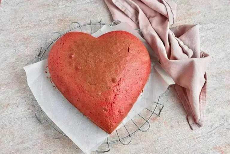 Step 6 - Red Velvet Heart Cake