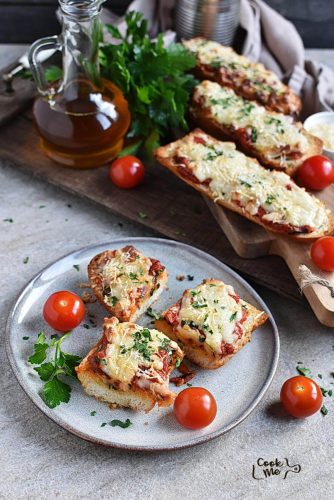 The Best French Bread Pizza