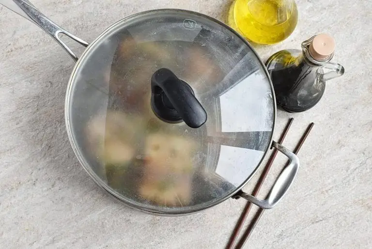 White Fish Fillets with Ginger and Soy recipe - step 3