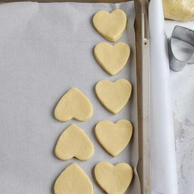 Chocolate Dipped Heart Cookies recipe - step 7