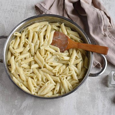 Creamy Garlic Penne Pasta Recipe - Cook.me Recipes