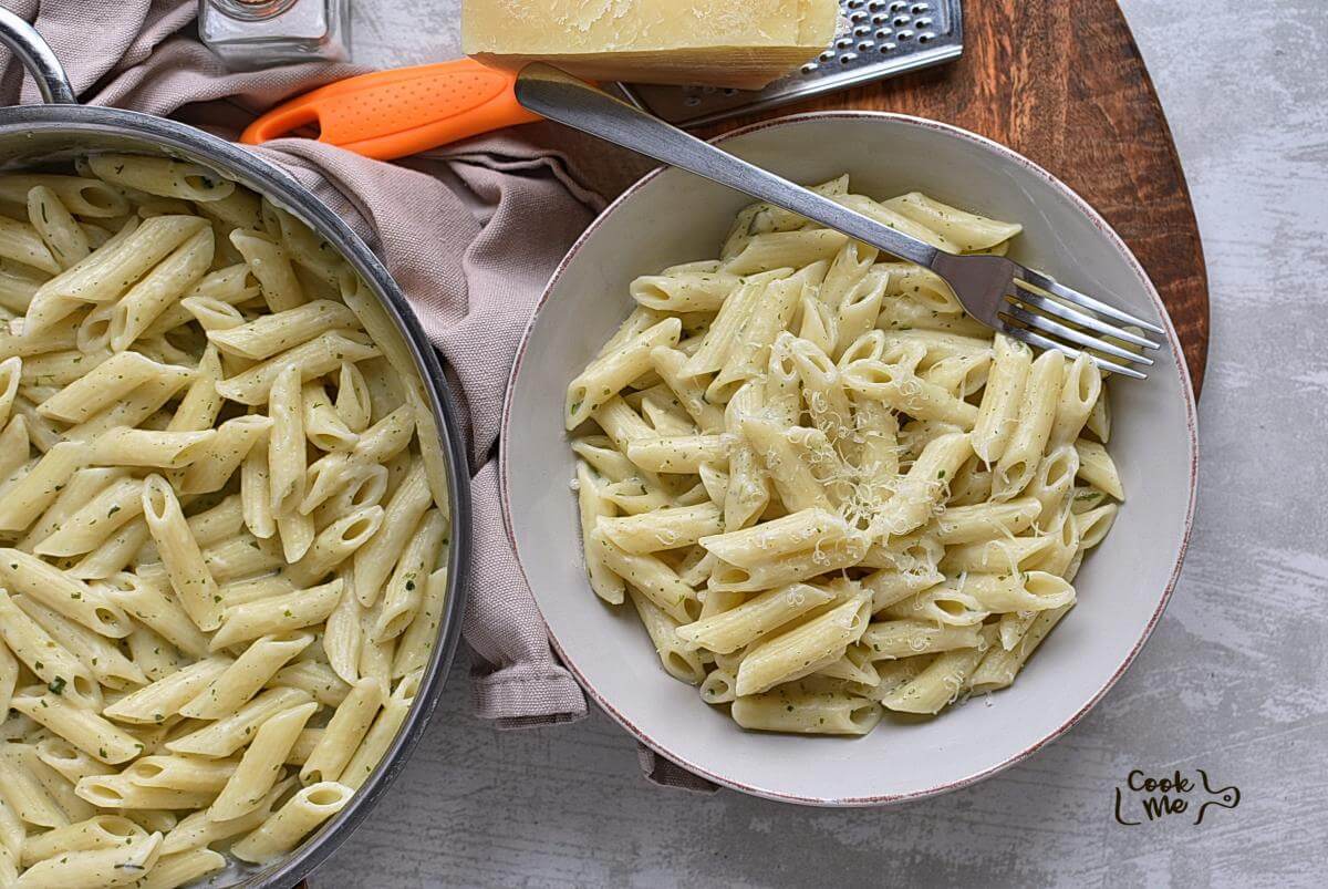 Creamy Garlic Penne Pasta