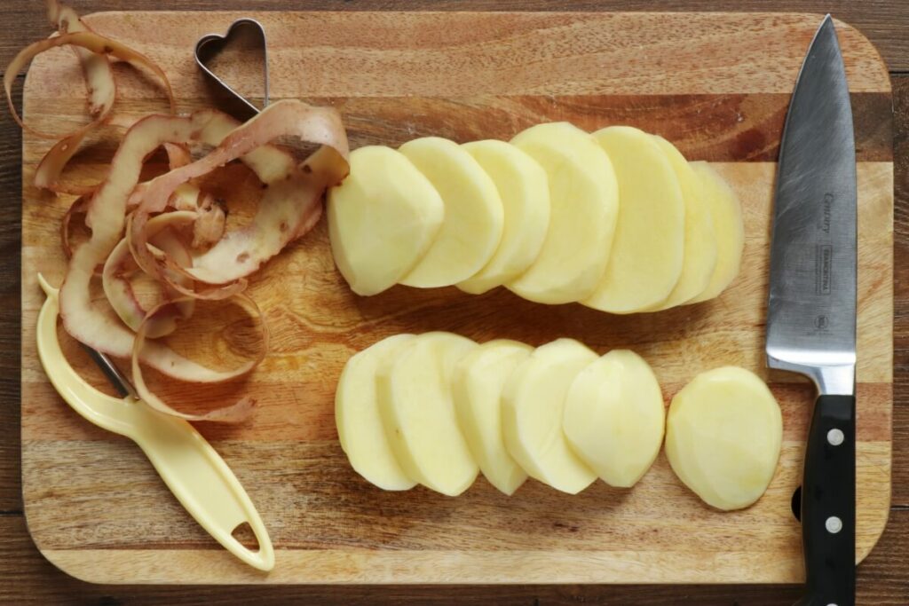 Heart-Shaped Roasted Potatoes recipe - step 2