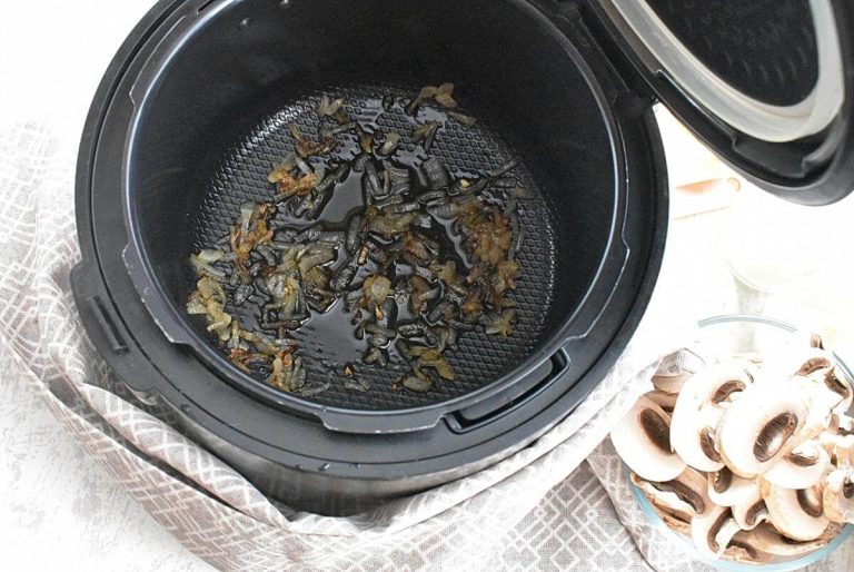 Step 1 - Instant Pot Creamy Mushroom Soup