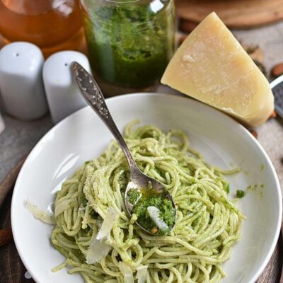 Kale and Almond Pesto Pasta Recipes– Homemade Kale and Almond Pesto Pasta– Easy Kale and Almond Pesto Pasta