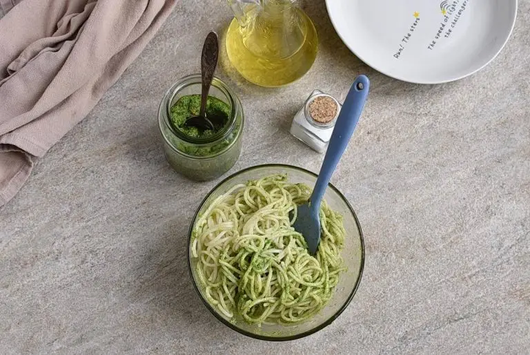 Step 6 - Kale and Almond Pesto Pasta