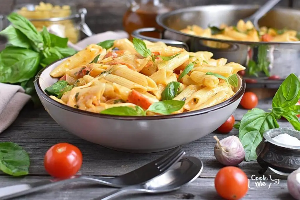 Tomato Basil Penne Pasta