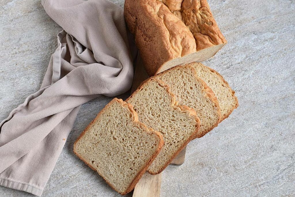 How to serve Bread Machine Whole Wheat Bread
