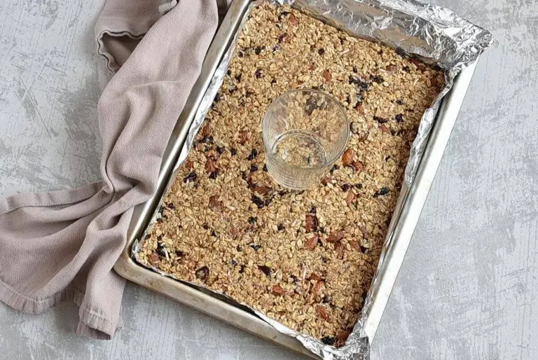 Step 3 - Easy Chewy Granola Bars