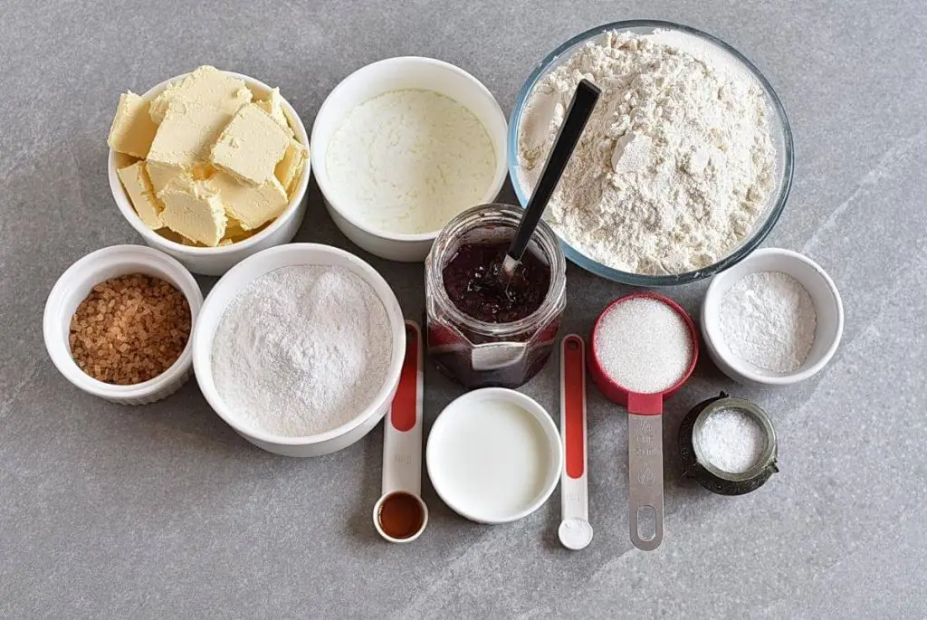 Ingredients for Glazed Berry Breakfast Tarts