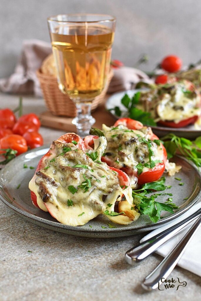 Low Carb Cheesesteak Stuffed Peppers
