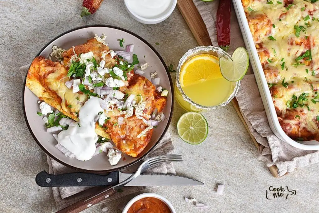 Easy Chicken Enchiladas