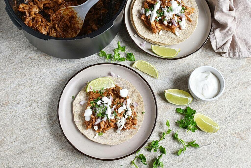 How to serve Instant Pot Chicken Tacos