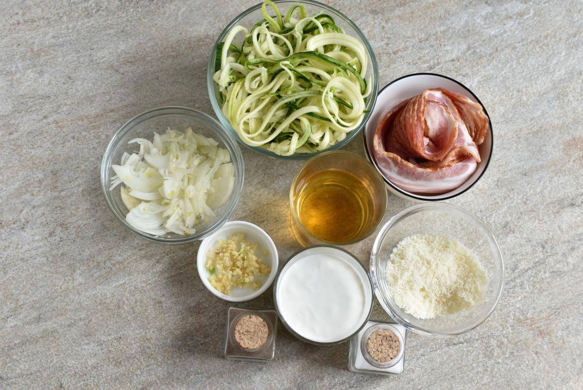 Ingridiens for Keto Zoodle Alfredo with Bacon