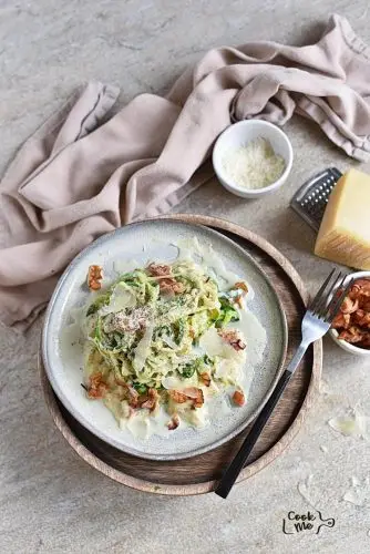 Keto Zoodle Alfredo with Bacon