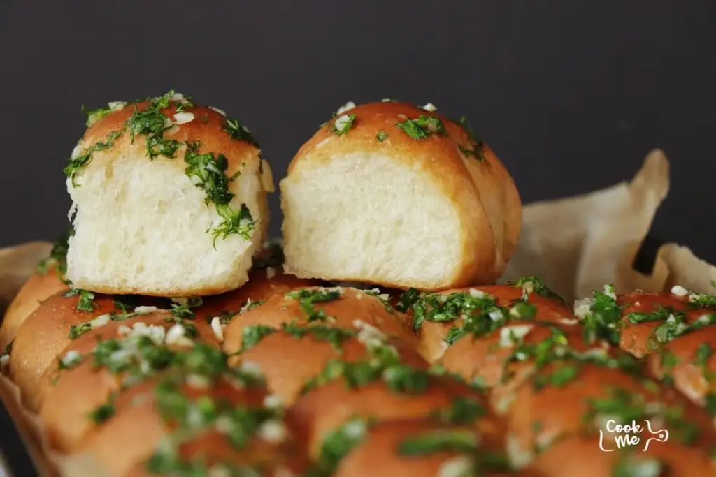 Pampushky Ukrainian Garlic Rolls